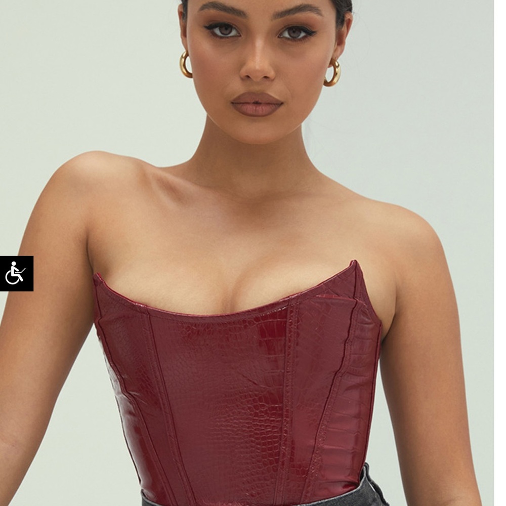 Mistress Rocks 'DUCHESS'
Wine Vegan Leather Strapless Bustier